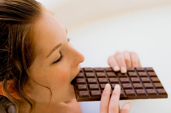 Coklat murni mengandung sifat antidepresant yang dapat menenangkan serta merefleksikan saraf.