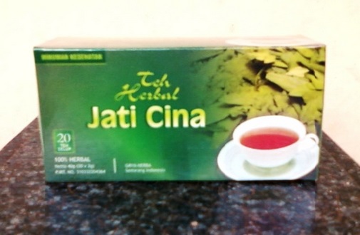 Salah satu contoh produk teh daun jati cina yang bisa langsung diseduh.