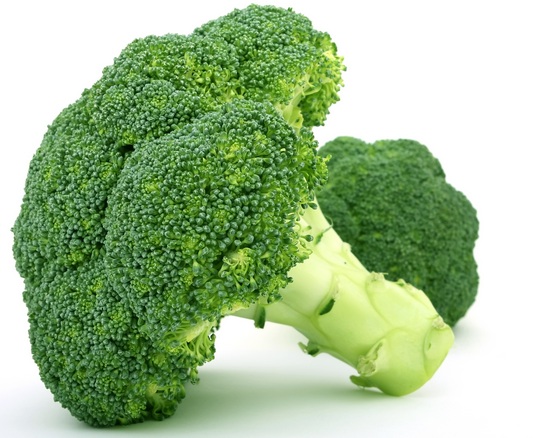 Broccoli is one type of vegetable that contains vitamins and is rich in nutrients and is good for body health.